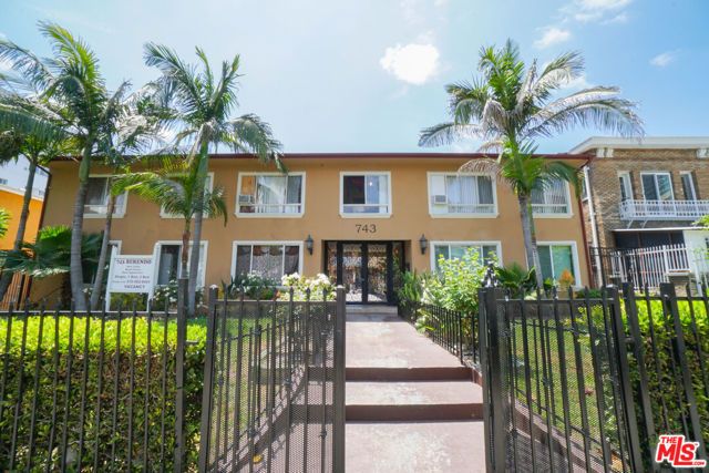 743 S Berendo Street, Los Angeles, CA 90005
