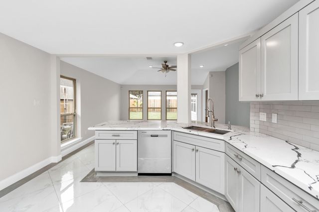 3523 Colleen Woods Circle, Houston, TX 77080