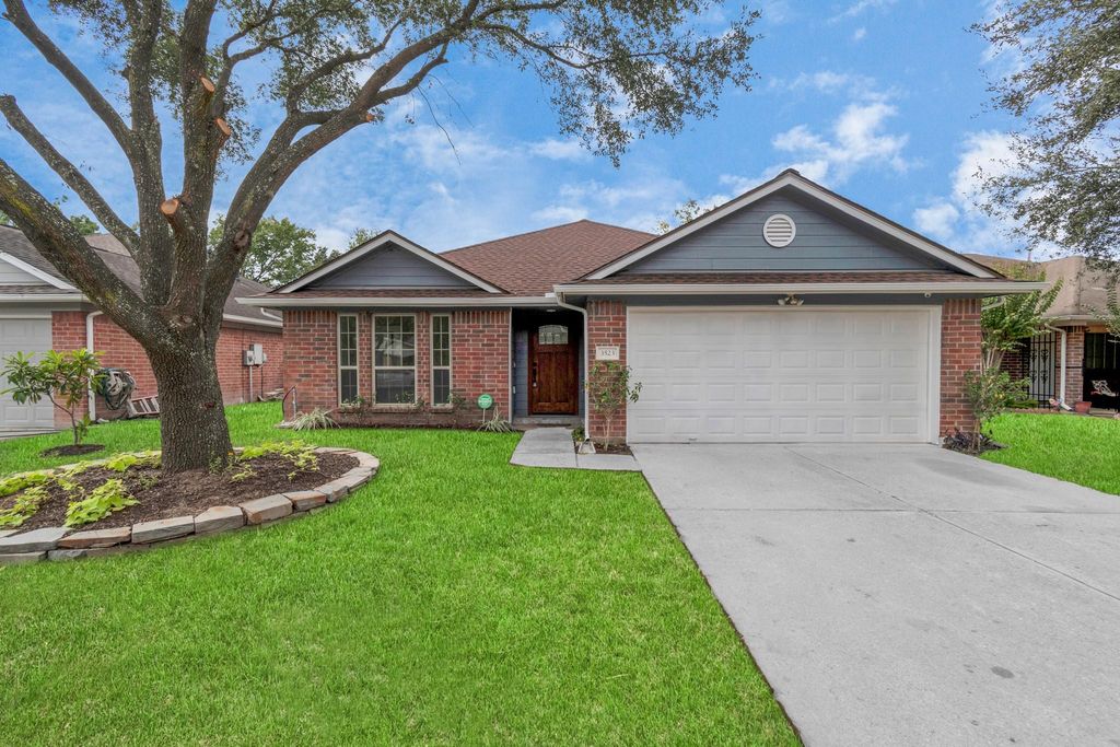 3523 Colleen Woods Circle, Houston, TX 77080