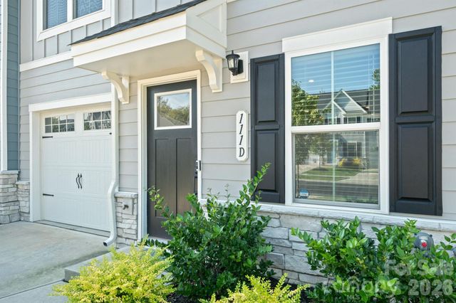 111 Skylar View Way D, Troutman, NC 28166