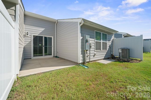 111 Skylar View Way D, Troutman, NC 28166