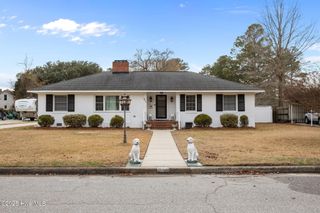 211 W 12th Street, Washington, NC 27889