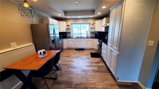 745 E 124TH Street, Kansas City, MO 64146