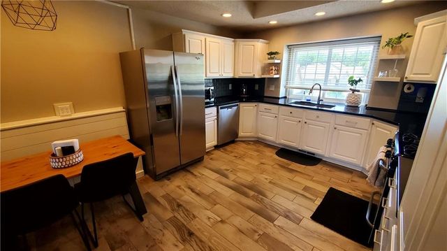 745 E 124TH Street, Kansas City, MO 64146