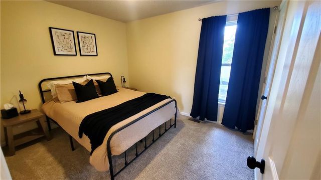 745 E 124TH Street, Kansas City, MO 64146