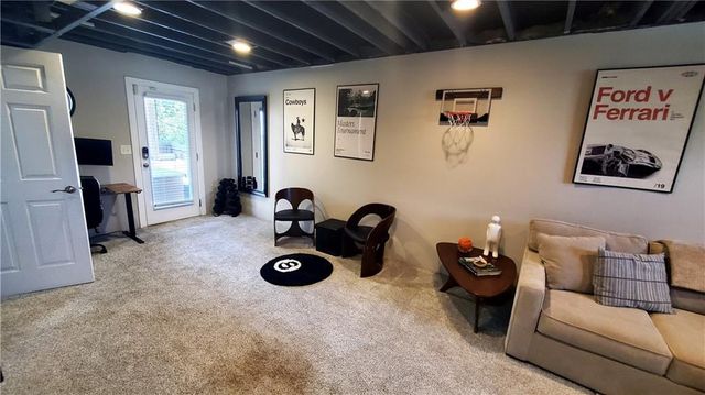 745 E 124TH Street, Kansas City, MO 64146