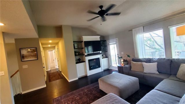 745 E 124TH Street, Kansas City, MO 64146