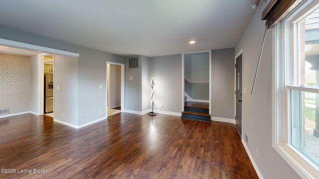 3131 Bushmill Park, Louisville, KY 40241