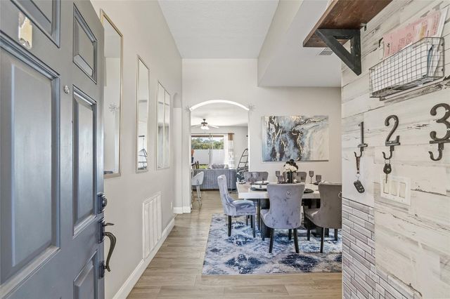 8521 SOUTHERN CHARM CIRCLE, Brooksville, FL 34613