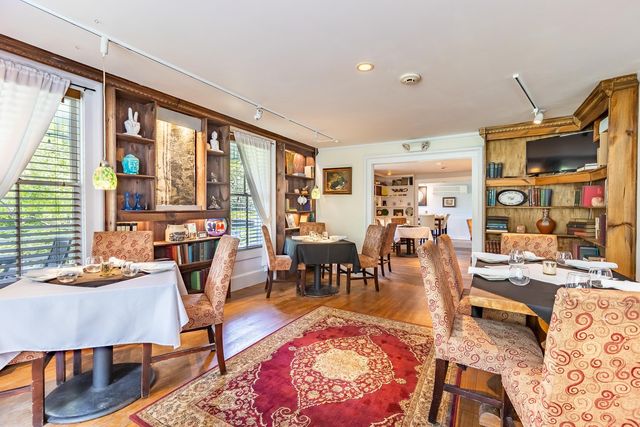 19 Huntington Place, Rochester, VT 05767