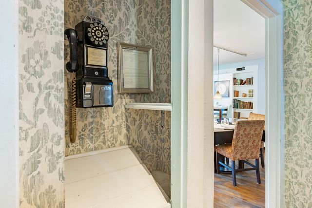 19 Huntington Place, Rochester, VT 05767