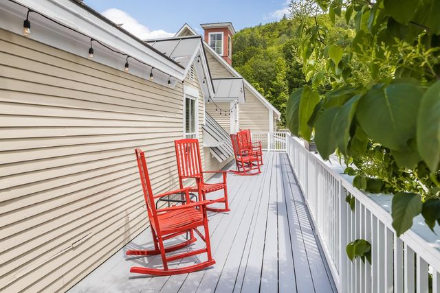 19 Huntington Place, Rochester, VT 05767