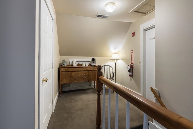 19 Huntington Place, Rochester, VT 05767