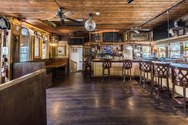 19 Huntington Place, Rochester, VT 05767