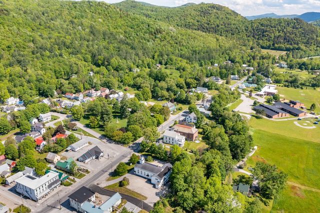 19 Huntington Place, Rochester, VT 05767