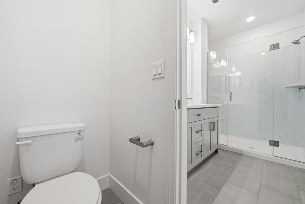 Image 21 of property listing at 323 Alviso Terrace, Sunnyvale, CA 94085