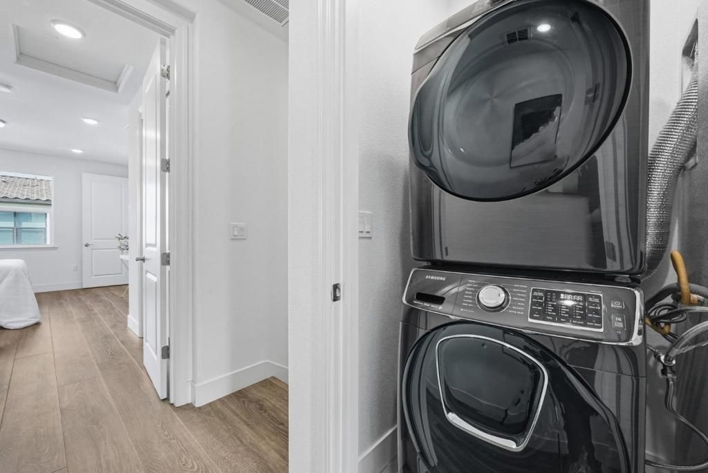 Image 23 of property listing at 323 Alviso Terrace, Sunnyvale, CA 94085