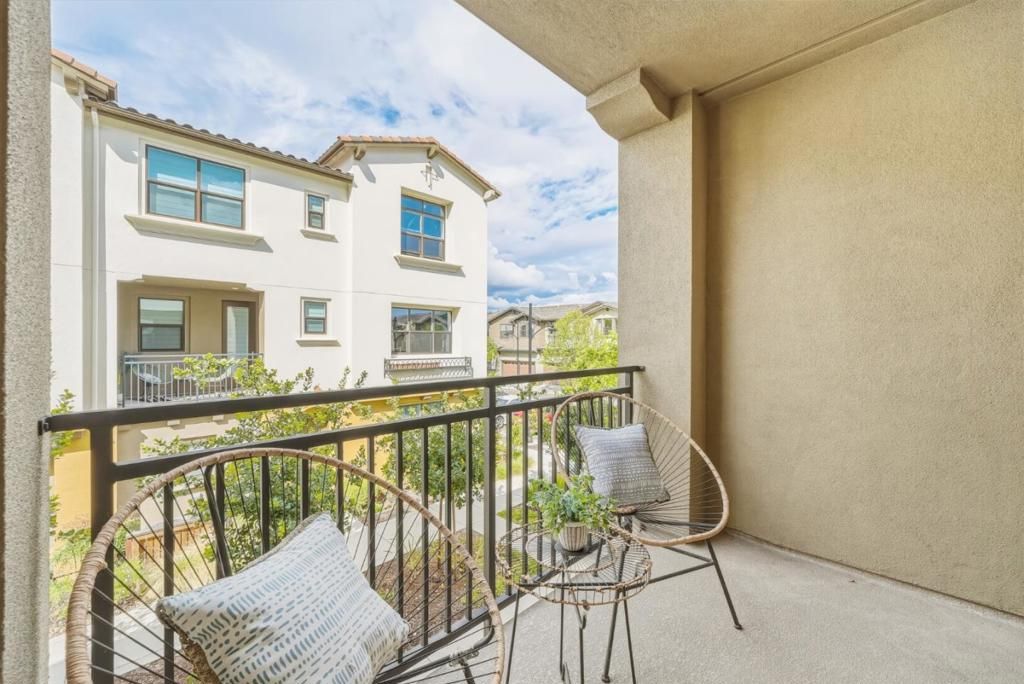 Image 25 of property listing at 323 Alviso Terrace, Sunnyvale, CA 94085