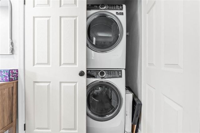 451 Benlea CIR, Virginia Beach, VA 23454