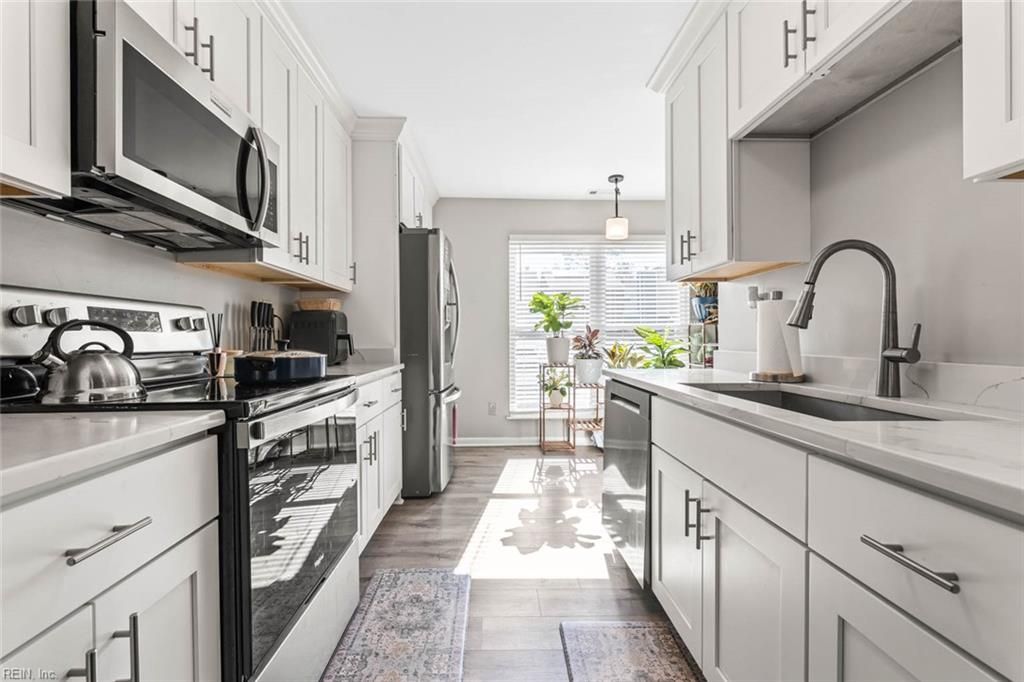 451 Benlea CIR, Virginia Beach, VA 23454