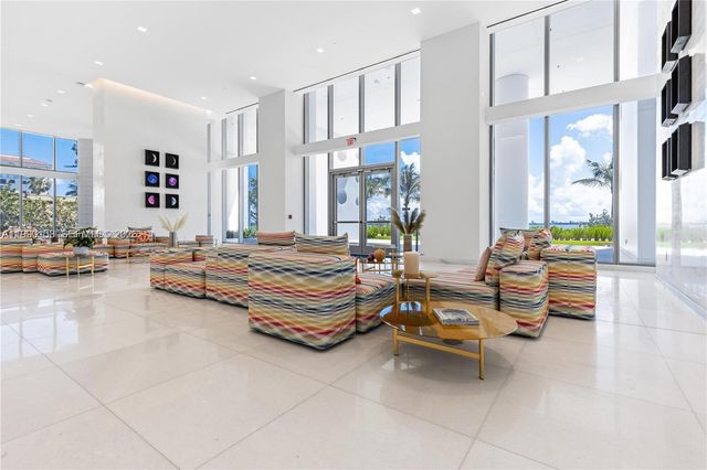 700 NE 26th Ter 1404, Miami, FL 33137