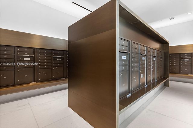 700 NE 26th Ter 1404, Miami, FL 33137