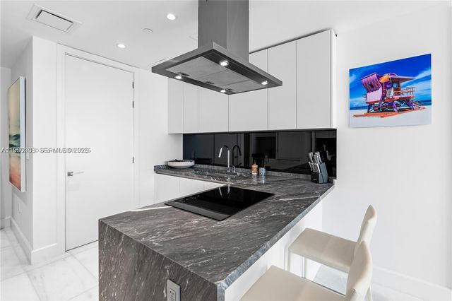 700 NE 26th Ter 1404, Miami, FL 33137