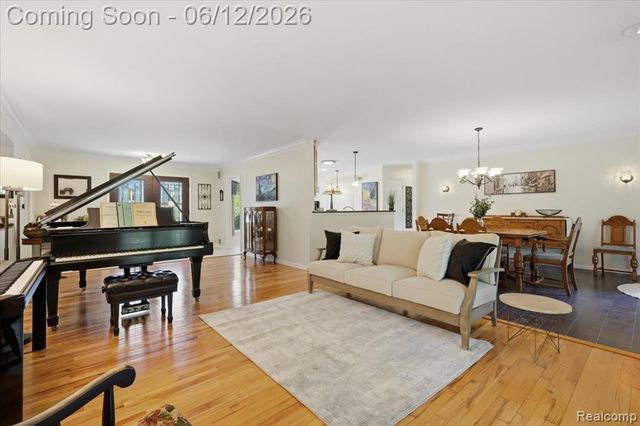 5048 Tree Hill Road, Grand Blanc, MI 48439