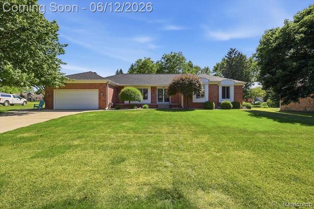 5048 Tree Hill Road, Grand Blanc, MI 48439