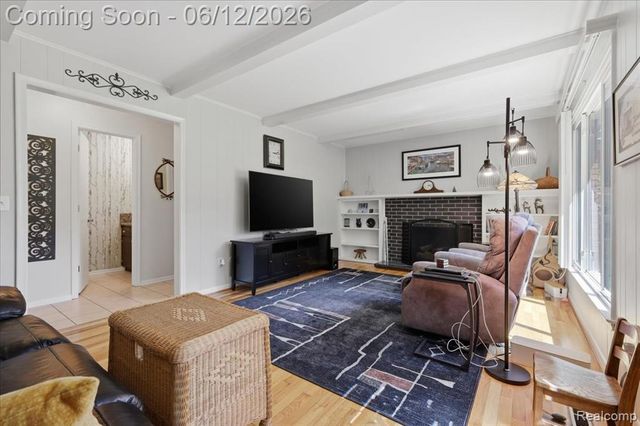 5048 Tree Hill Road, Grand Blanc, MI 48439