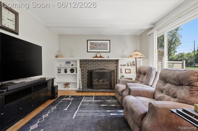 5048 Tree Hill Road, Grand Blanc, MI 48439