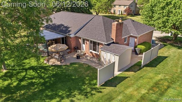 5048 Tree Hill Road, Grand Blanc, MI 48439