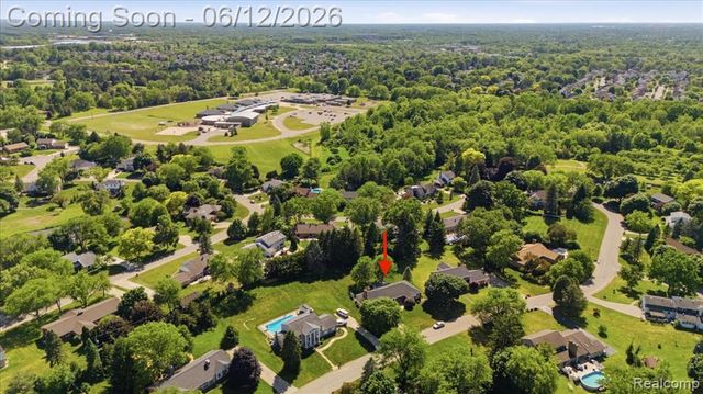 5048 Tree Hill Road, Grand Blanc, MI 48439