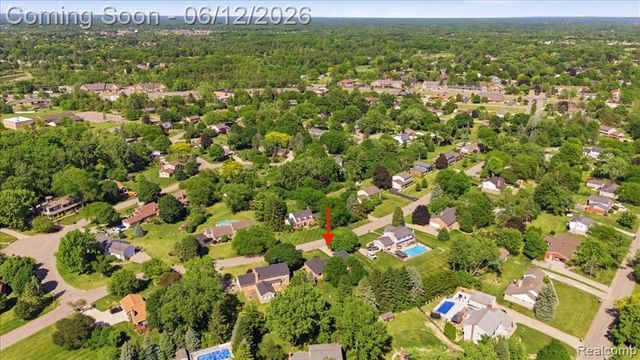 5048 Tree Hill Road, Grand Blanc, MI 48439
