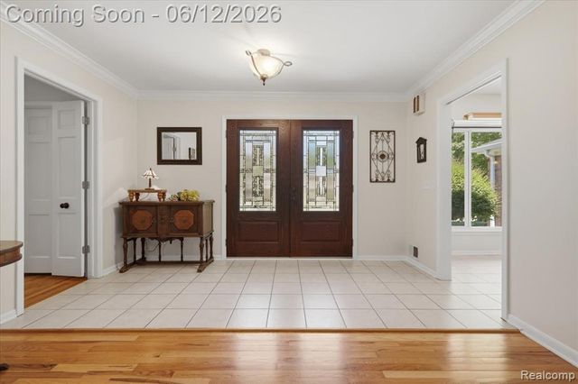 5048 Tree Hill Road, Grand Blanc, MI 48439