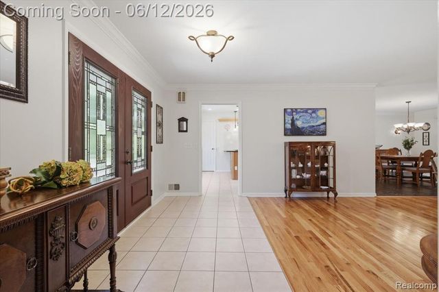 5048 Tree Hill Road, Grand Blanc, MI 48439