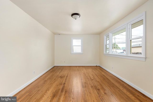 409 PRATT ST, Fredericksburg, VA 22405