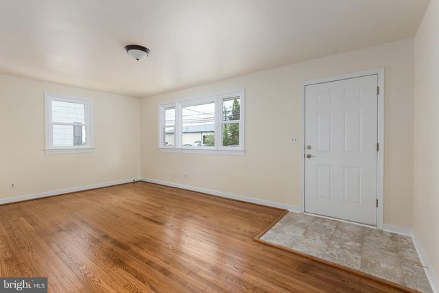 409 PRATT ST, Fredericksburg, VA 22405
