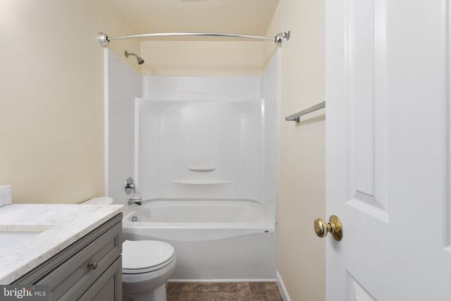 409 PRATT ST, Fredericksburg, VA 22405