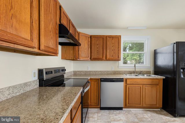 409 PRATT ST, Fredericksburg, VA 22405