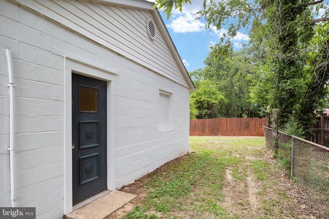 409 PRATT ST, Fredericksburg, VA 22405