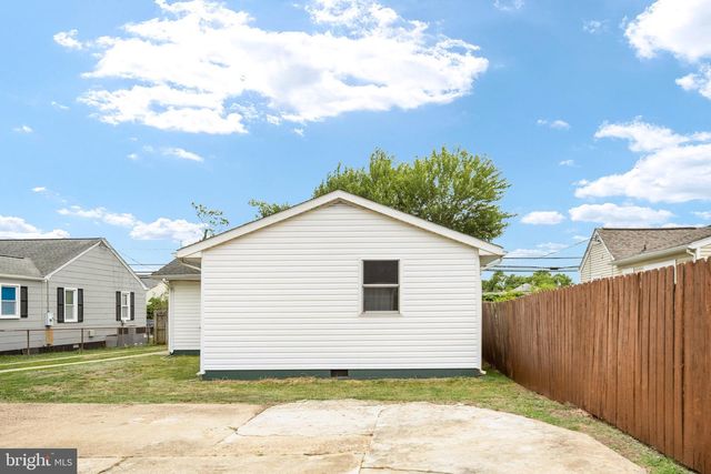 409 PRATT ST, Fredericksburg, VA 22405