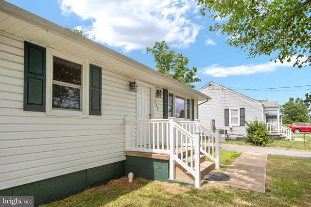 409 PRATT ST, Fredericksburg, VA 22405