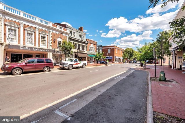 409 PRATT ST, Fredericksburg, VA 22405