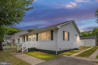 409 PRATT ST, Fredericksburg, VA 22405