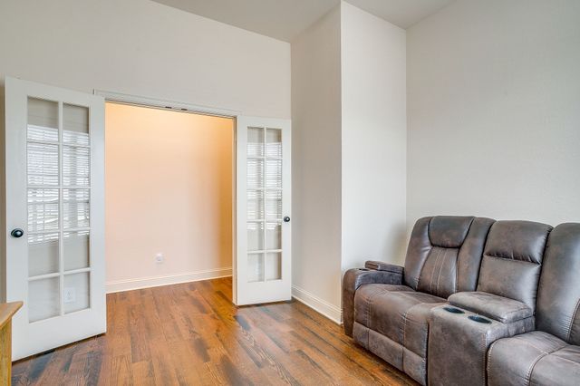 125 Fairweather Drive, Burleson, TX 76028