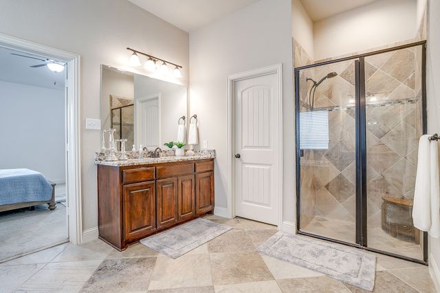 125 Fairweather Drive, Burleson, TX 76028