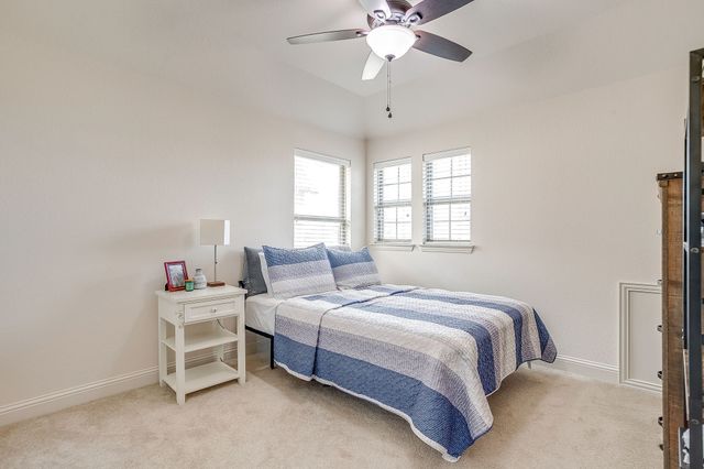 125 Fairweather Drive, Burleson, TX 76028