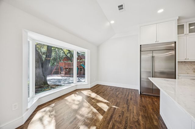 6848 Midcrest Drive, Dallas, TX 75254