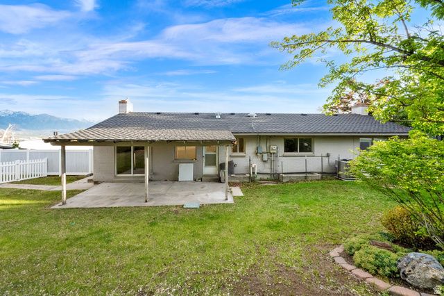 551 E NORTH HILLS DR, Salt Lake City, UT 84103